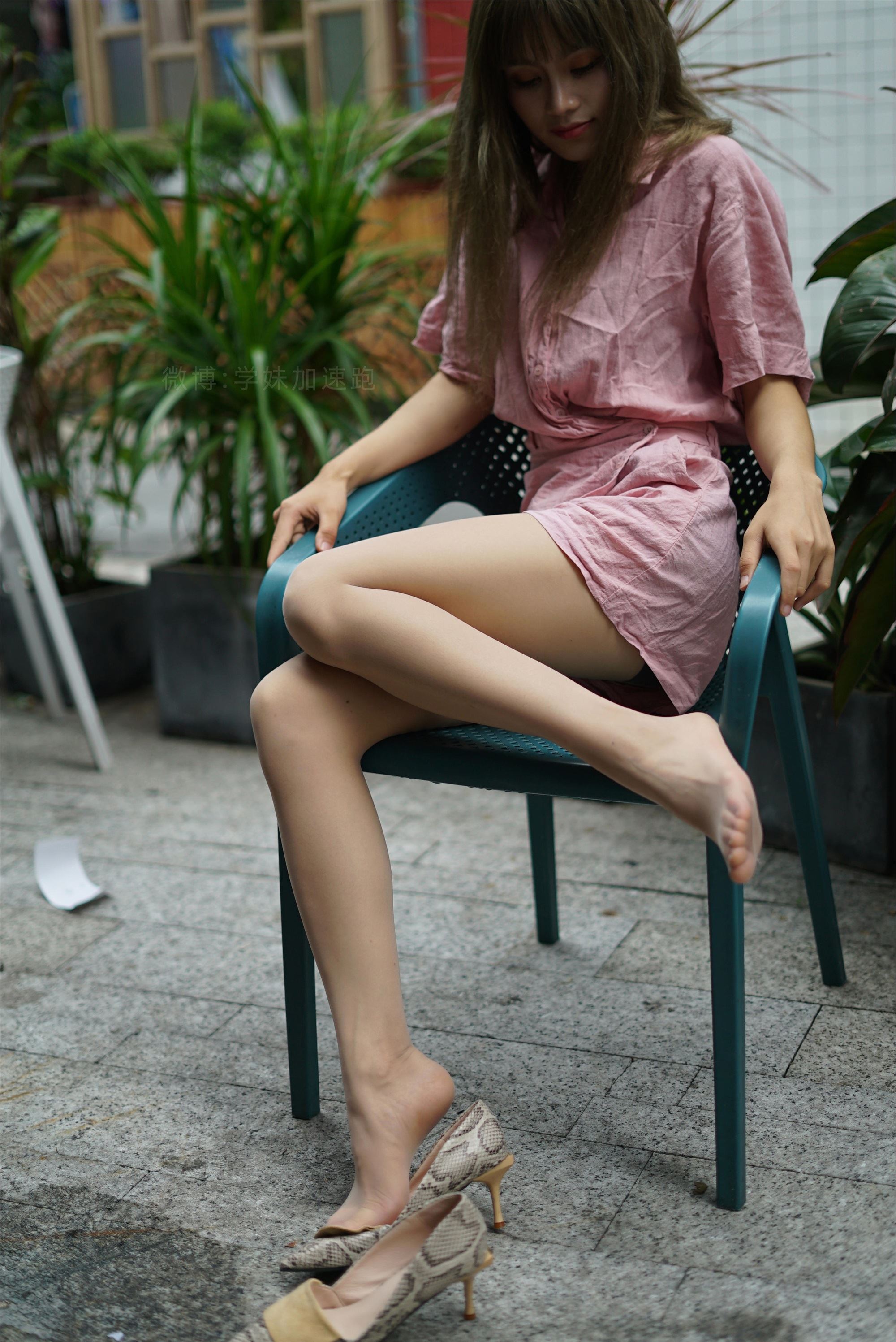 学妹加速跑 XM046《敏儿粉粉嫩嫩》